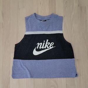 Nike Crop Active Top